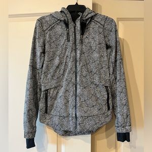 Lululemon Spring Forward Jacket size 6